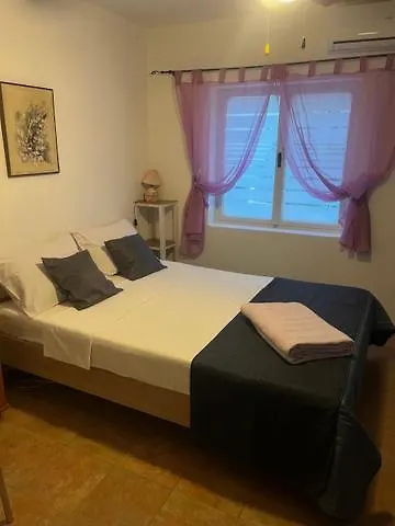 Rubis Διαμέρισμα Rovanjska