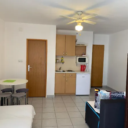 Apartment Rubis Rovanjska
