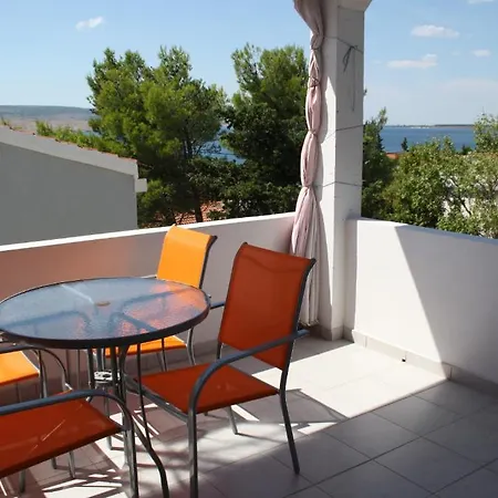Rubis Apartmán *