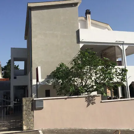 Rubis Apartment Rovanjska