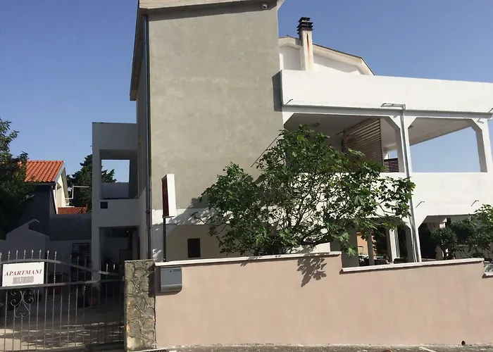 Rubis 아파트 로바니스카